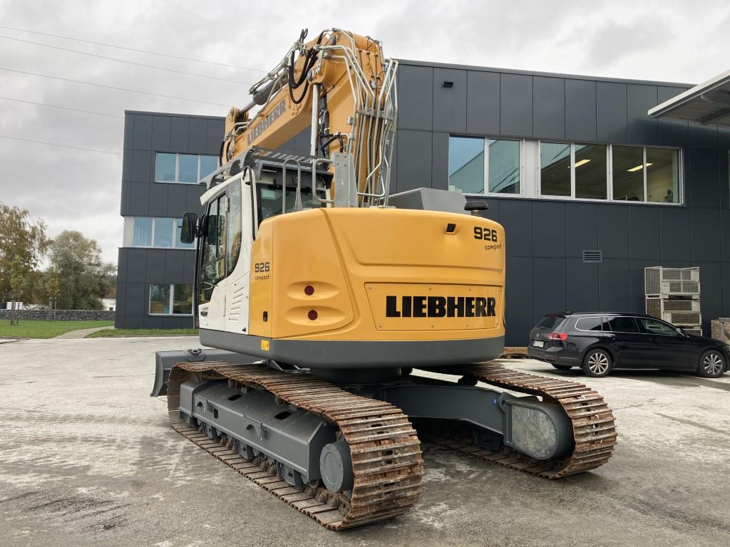 гусеничный экскаватор  LIEBHERR R 926