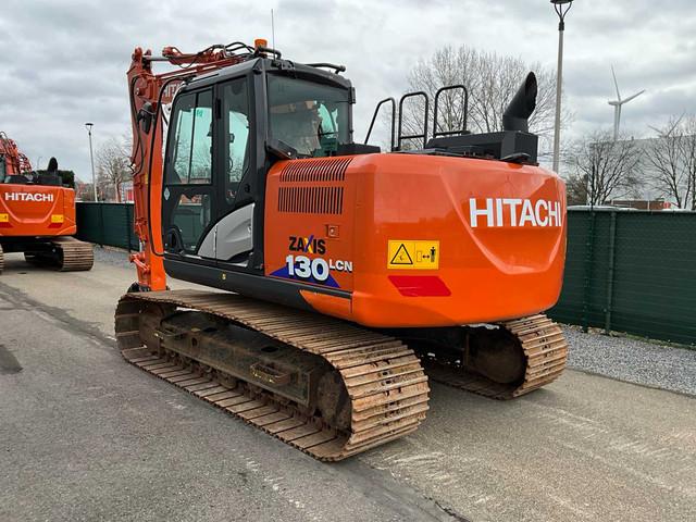 гусеничный экскаватор  HITACHI ZX130LCN-6