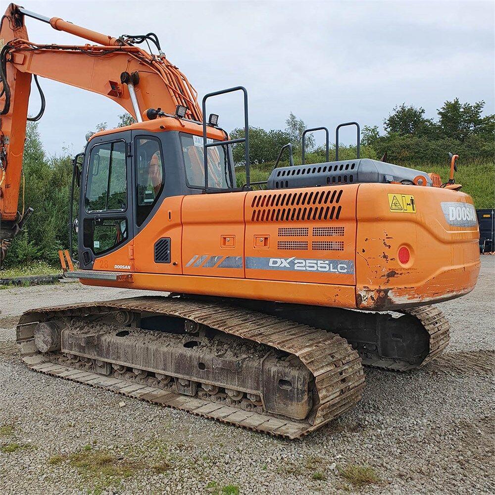 гусеничный экскаватор  DOOSAN DX 255 LC