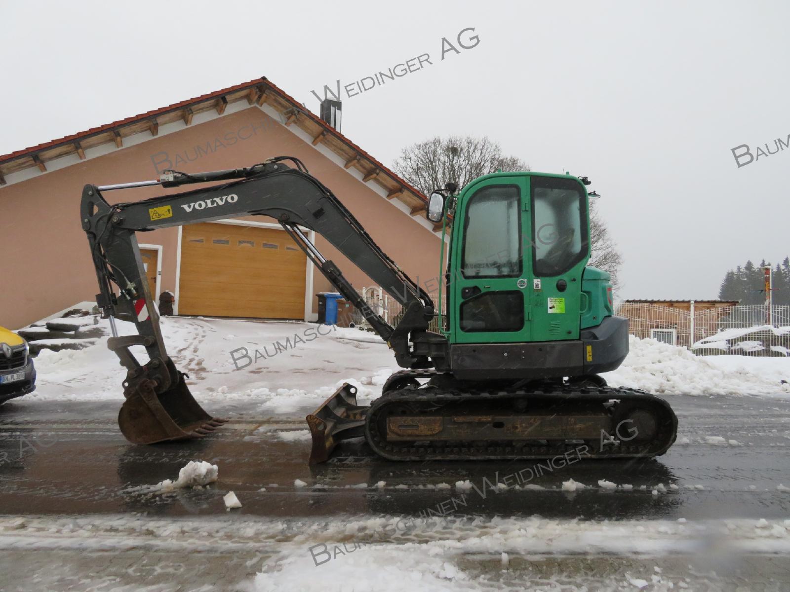 гусеничный экскаватор  VOLVO ECR88D