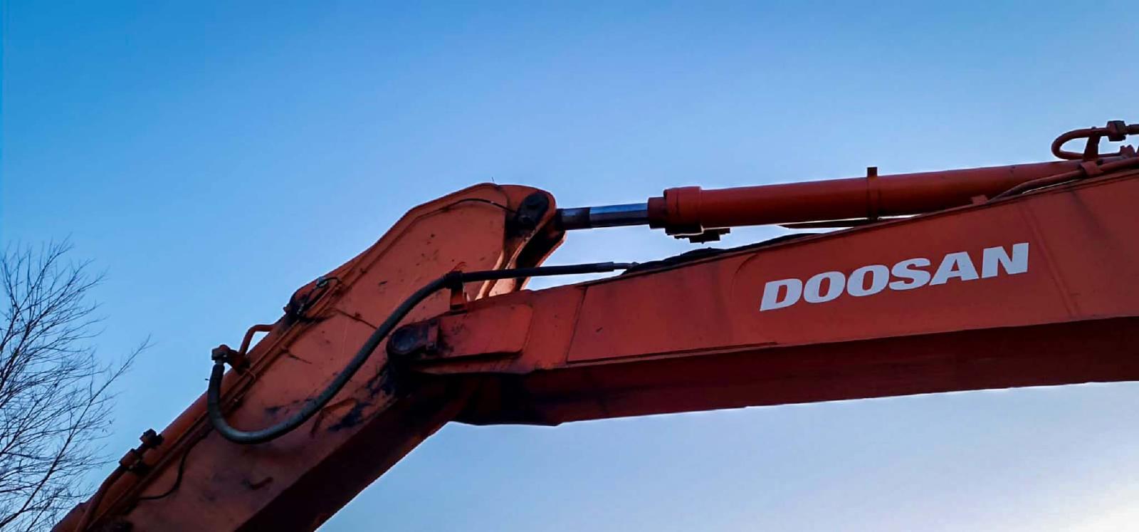 гусеничный экскаватор  DOOSAN DX 480 LC