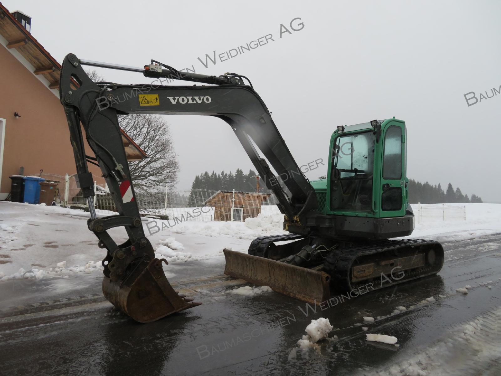 гусеничный экскаватор  VOLVO ECR88D