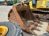 Гусеничный экскаватор  KOMATSU PC600-8