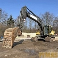 гусеничный экскаватор  VOLVO EC240BLC