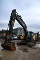 гусеничный экскаватор  VOLVO EC220EL