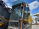 гусеничный экскаватор  VOLVO ECR235EL