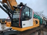 гусеничный экскаватор  LIEBHERR R 926