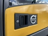 гусеничный экскаватор  VOLVO EC300D