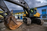 гусеничный экскаватор  VOLVO EC700CL