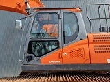 гусеничный экскаватор  DOOSAN DX300LC-5