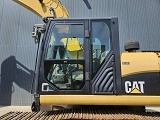 гусеничный экскаватор  CATERPILLAR 320D L