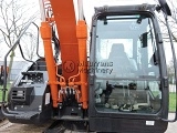 гусеничный экскаватор  HITACHI ZX135US-6