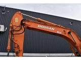 гусеничный экскаватор  DOOSAN DX 180 LC