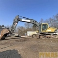 гусеничный экскаватор  VOLVO EC240BLC