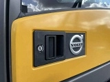 гусеничный экскаватор  VOLVO EC300D