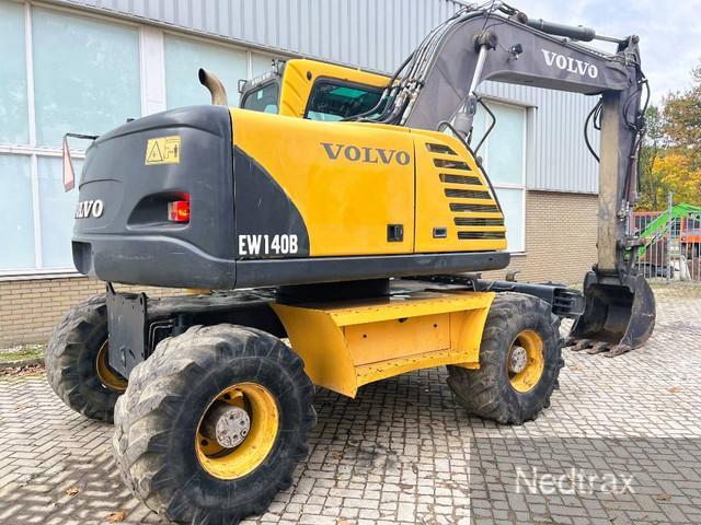 колесный экскаватор VOLVO EW140B