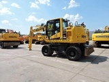 колесный экскаватор KOMATSU PW148-11