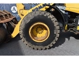 фронтальный погрузчик KOMATSU WA270-7