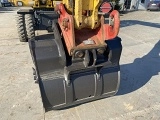 колесный экскаватор KOMATSU PW160-8