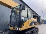 колесный экскаватор CATERPILLAR M322D