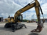 колесный экскаватор CATERPILLAR M322D