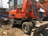 колесный экскаватор DOOSAN DX210W