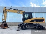 колесный экскаватор CATERPILLAR M322D2