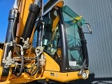 колесный экскаватор CATERPILLAR M322D