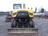 колесный экскаватор YANMAR B95W