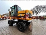 колесный экскаватор JCB JS145W