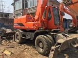 колесный экскаватор DOOSAN DX210W