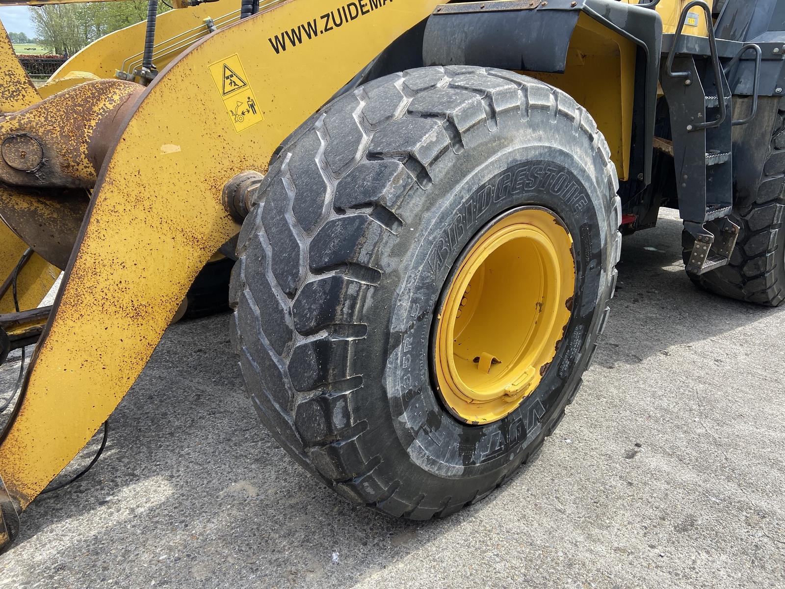 фронтальный погрузчик KOMATSU WA 430-6