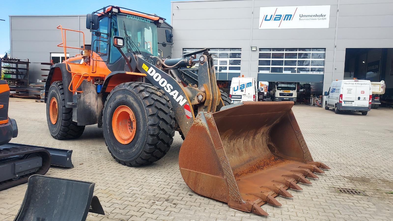 фронтальный погрузчик DOOSAN DL420-5