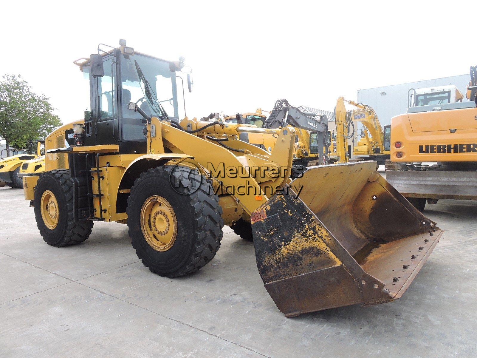 фронтальный погрузчик CATERPILLAR 938H