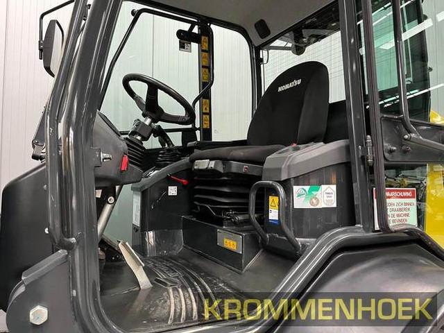 фронтальный погрузчик KOMATSU WA80M-8E0