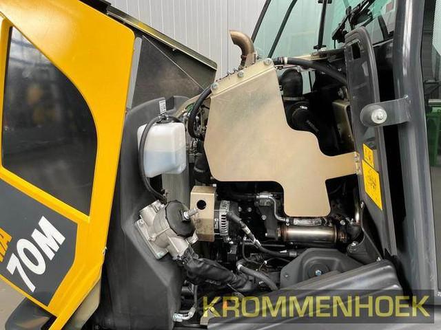 фронтальный погрузчик KOMATSU WA70M-8E0