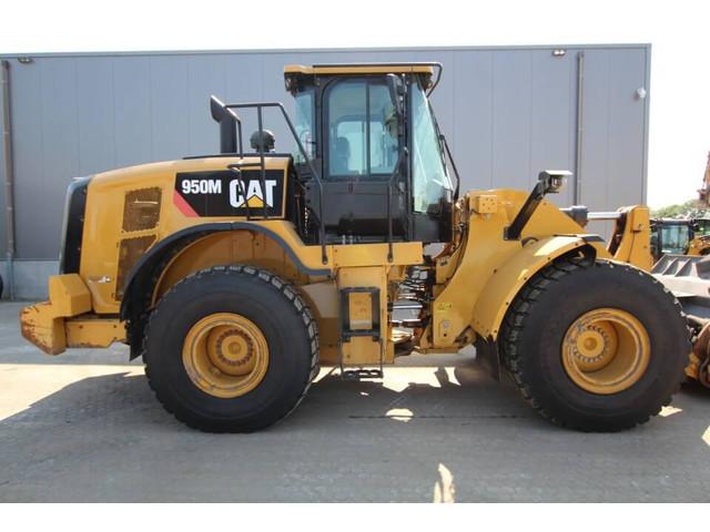 фронтальный погрузчик CATERPILLAR 950M