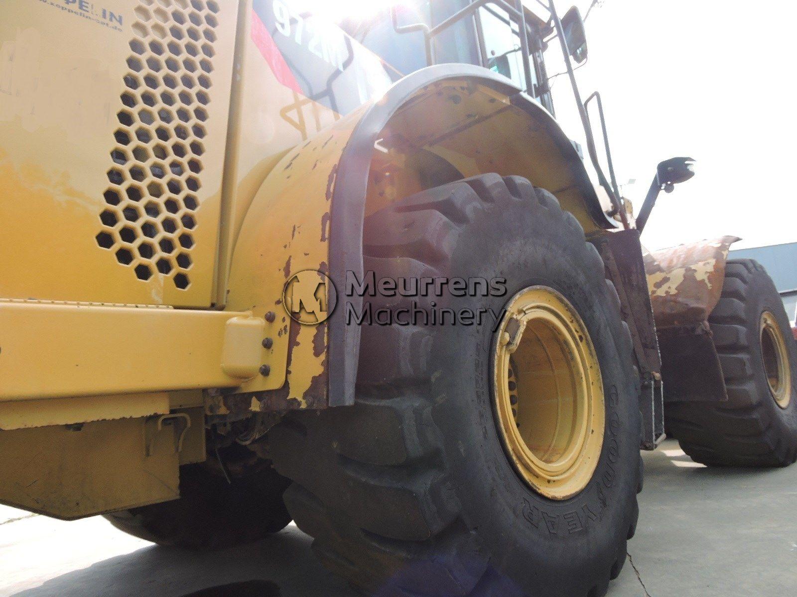 фронтальный погрузчик CATERPILLAR 972M