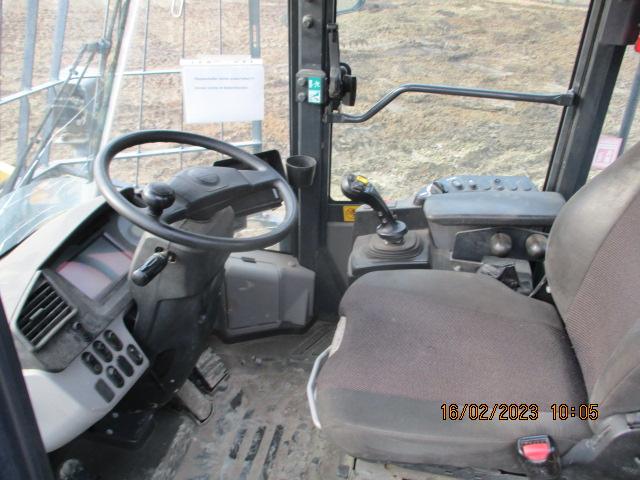 фронтальный погрузчик KOMATSU WA 320-3