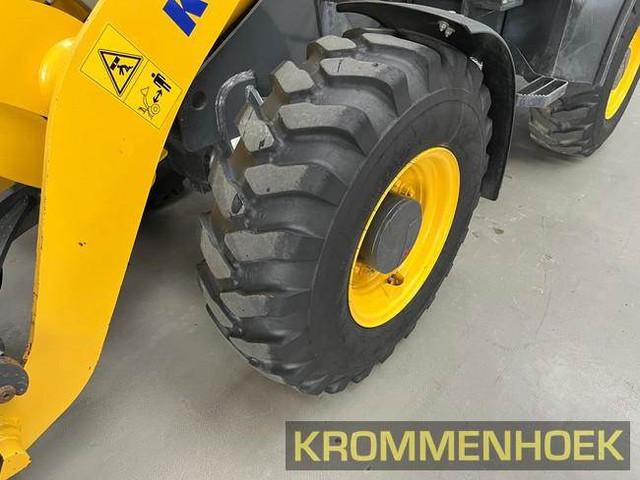 фронтальный погрузчик KOMATSU WA70M-8E0