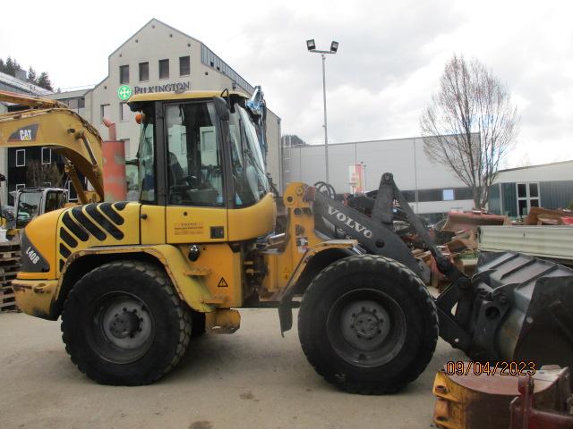 фронтальный погрузчик VOLVO L 40