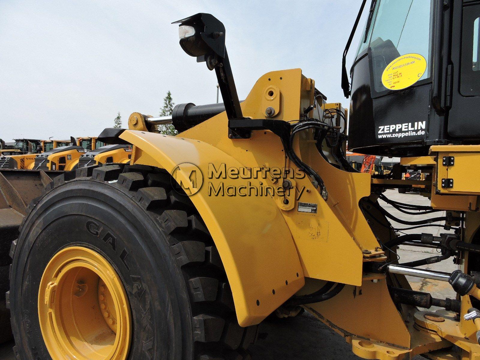 фронтальный погрузчик CATERPILLAR 966M