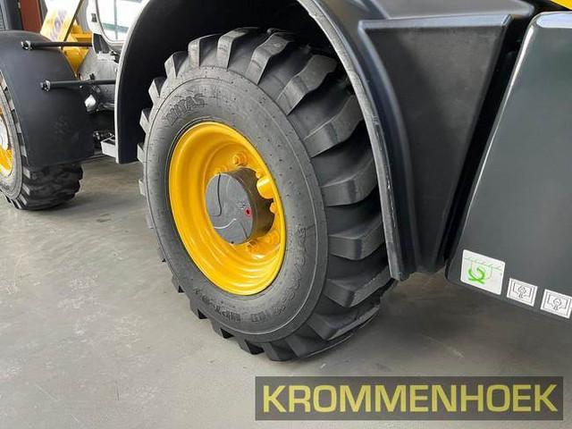 фронтальный погрузчик KOMATSU WA70M-8E0