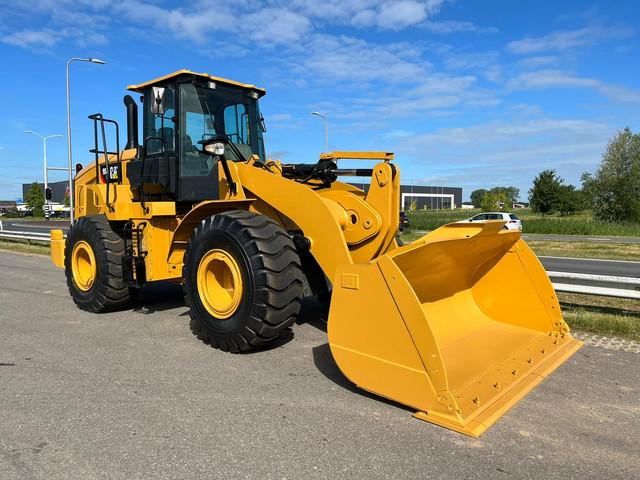 фронтальный погрузчик CATERPILLAR 950GC