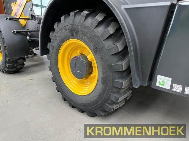 фронтальный погрузчик KOMATSU WA70M-8E0