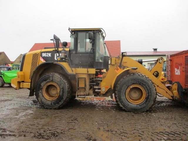 фронтальный погрузчик CATERPILLAR 962K