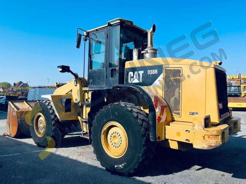 фронтальный погрузчик CATERPILLAR 938H