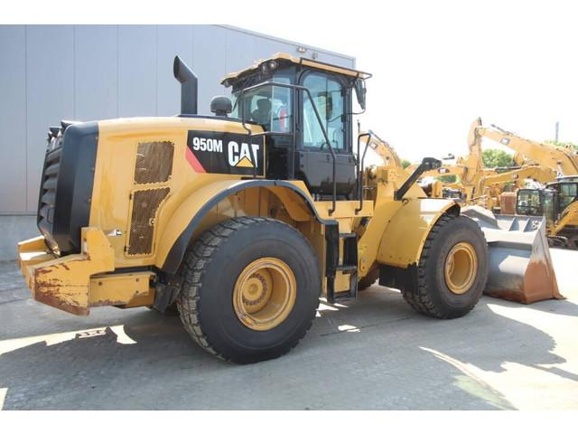 фронтальный погрузчик CATERPILLAR 950M