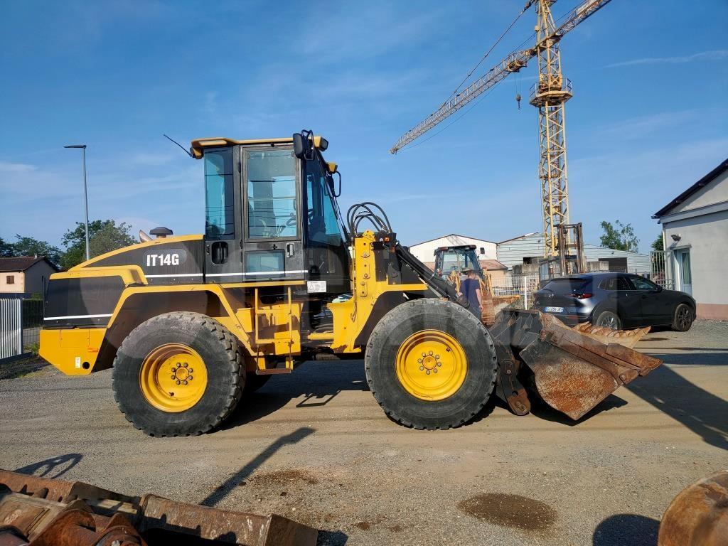 фронтальный погрузчик CATERPILLAR IT14G