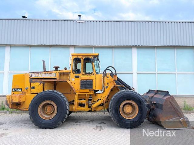 фронтальный погрузчик VOLVO L 120